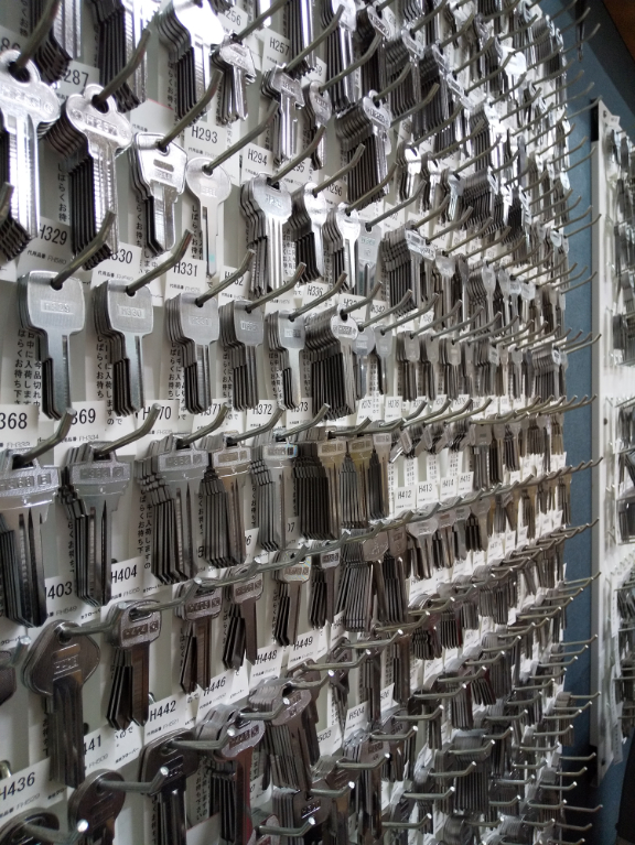 スペアキーを作るならサンリペア長久手店へ！のサムネイル