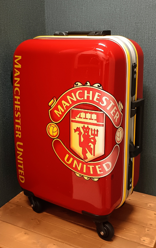 スーツケースのキャスター交換承ります。のサムネイル